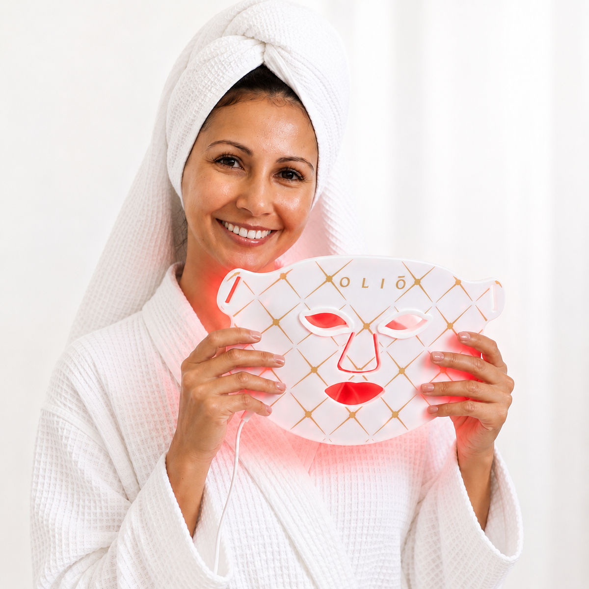 Olio LED Face Mask – 4-in-1 Light Therapy