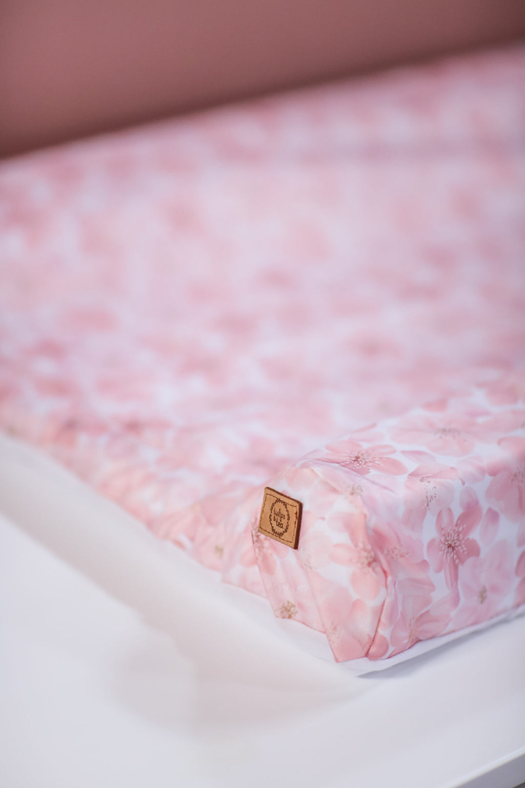 Changing Mattress Cover detail