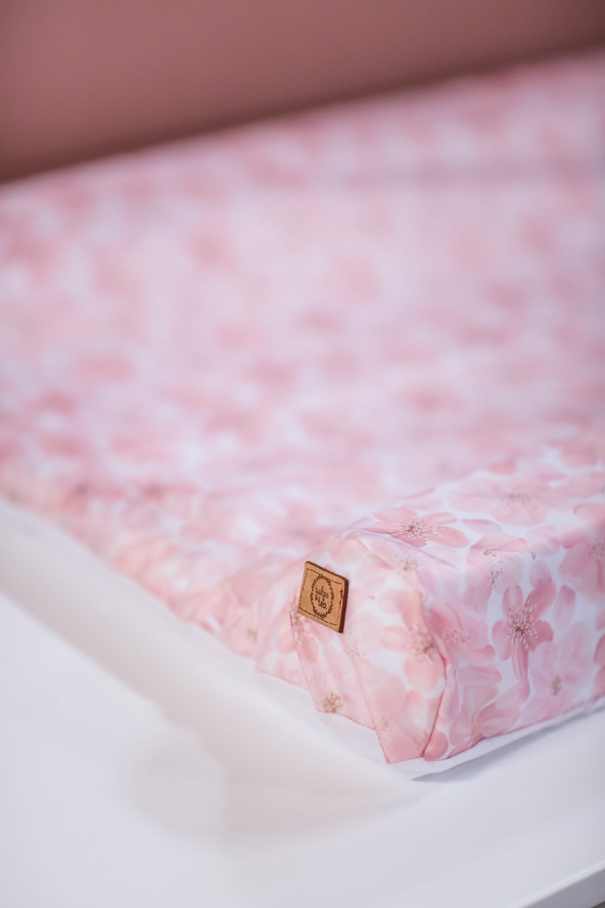 Changing Mattress Cover detail